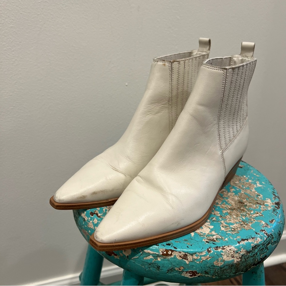 Marc Fisher off-white Genuine Leather Ankle Boots size 6.5 western southwestern - Picture 15 of 17